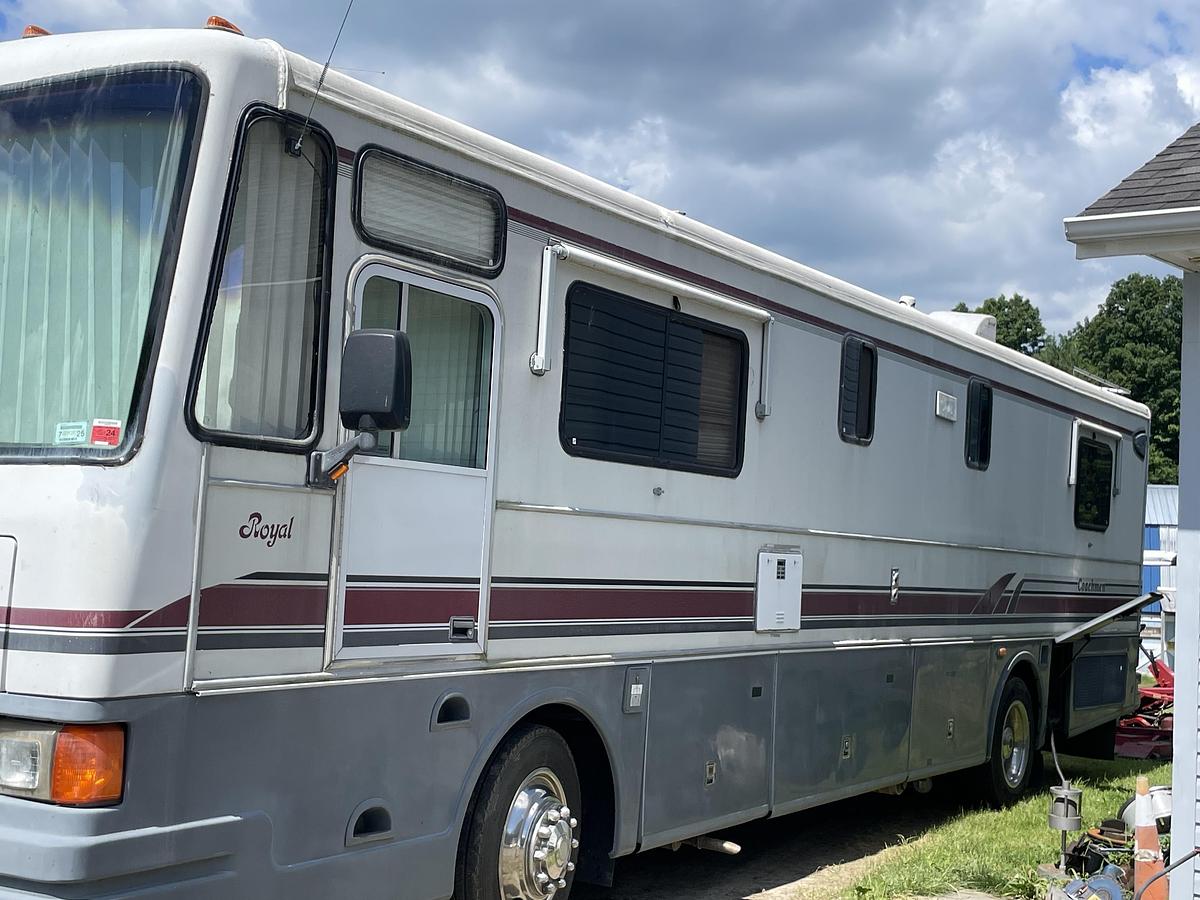 Used 1993 Coachmen Royal