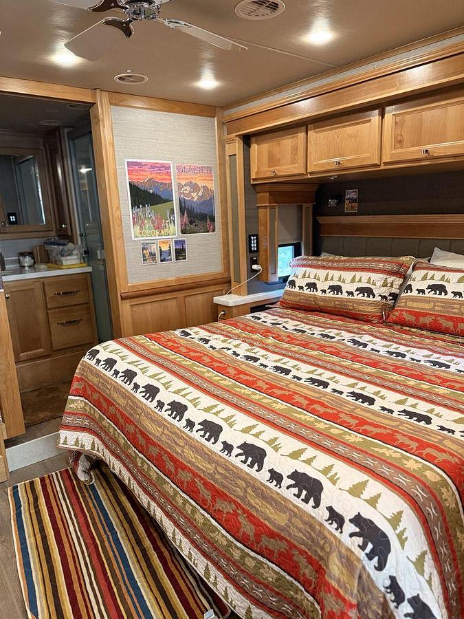 Used 2022 Tiffin Allegro RED 37BA Class A Motorhome