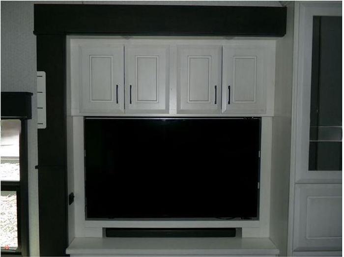 Used 2022 DRV Mobile Suites 36RSSB3