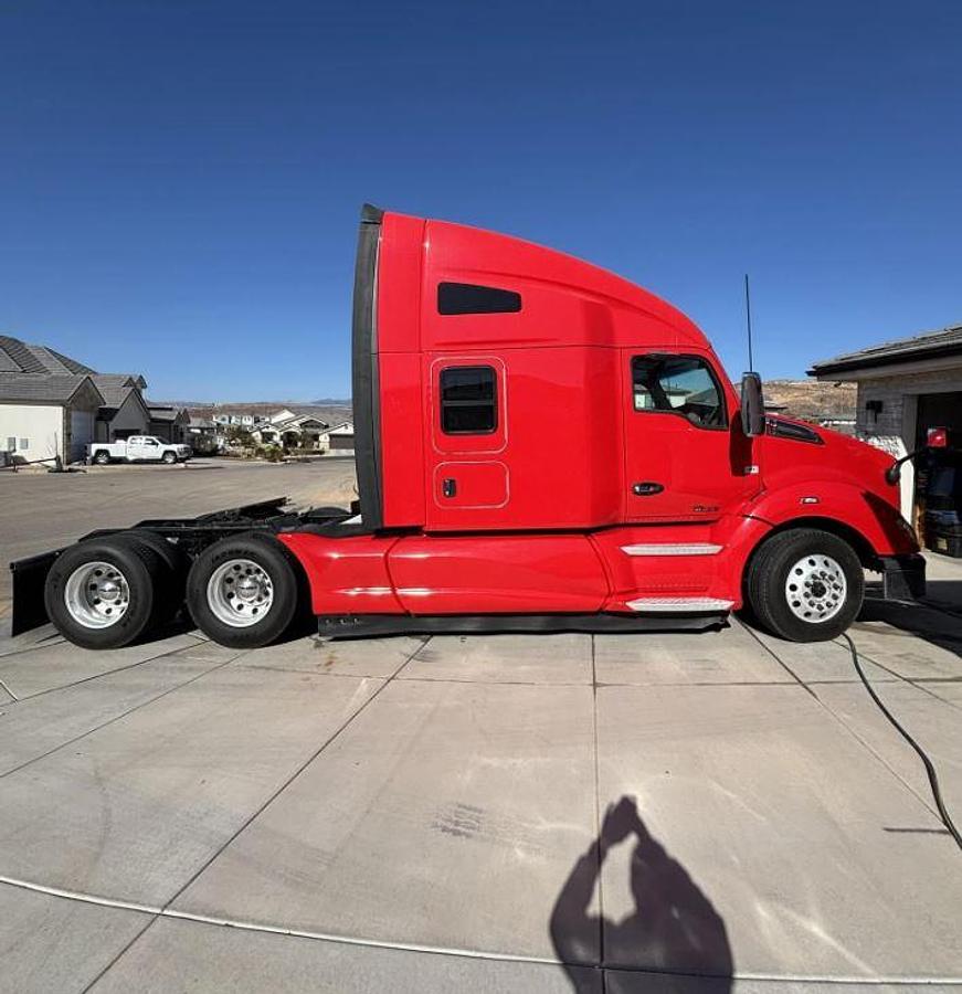 Used 2020 Kenworth T680