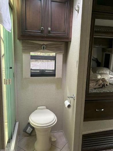 Used 2018 Newmar Bay Star 3414