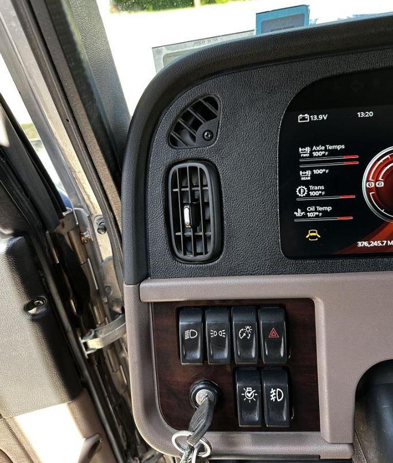 Used 2023 PETERBILT 389 Conventional Sleeper Semi