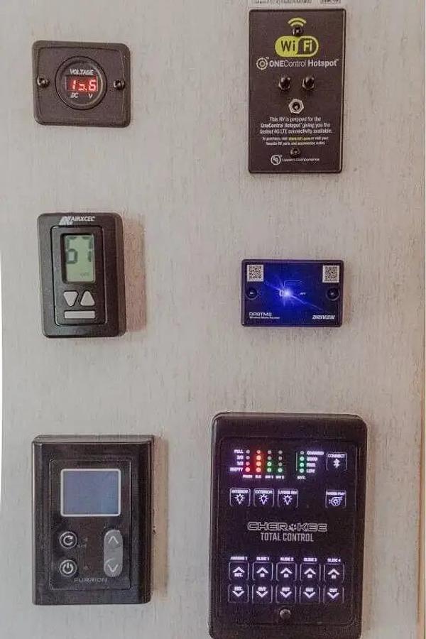 Used 2023 Forest River Arctic Wolf 3660 Fifth Wheel