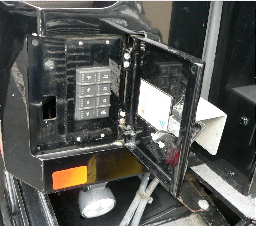 Used 2016 Peterbilt 389