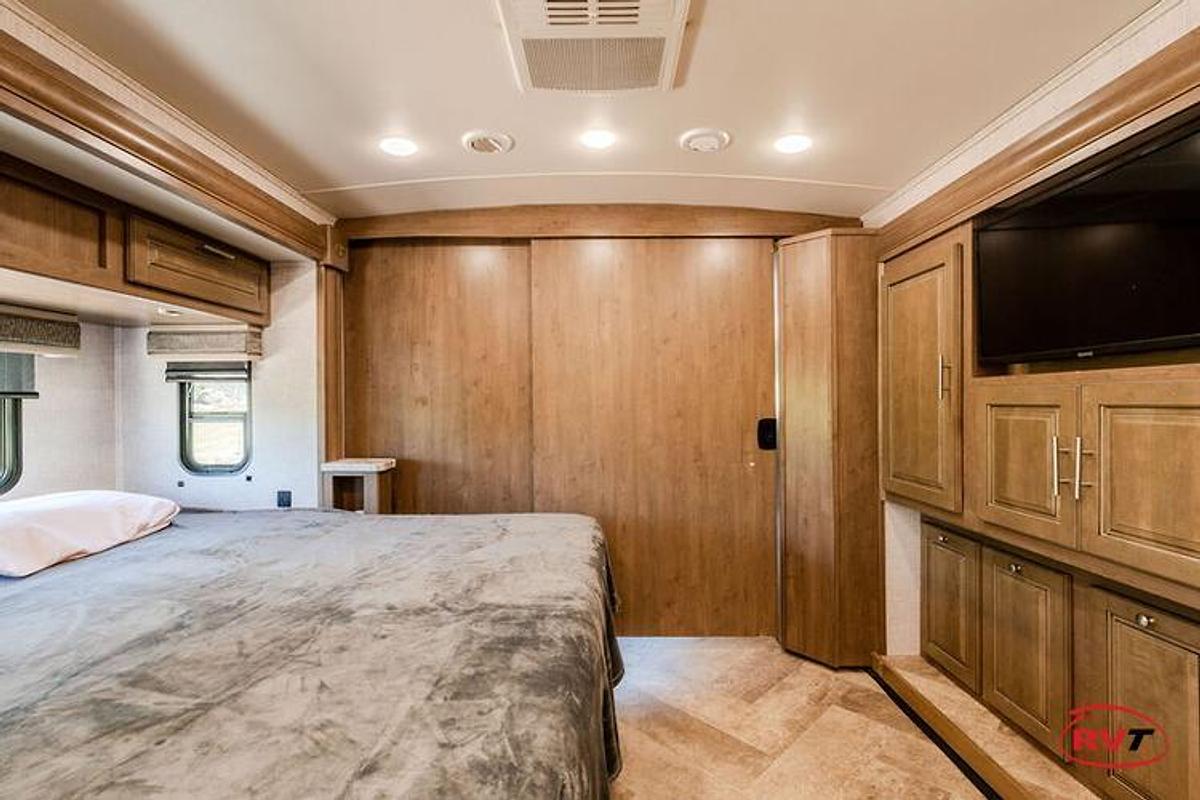 Used 2021 Forest River Georgetown 5 Series GT5 36B5