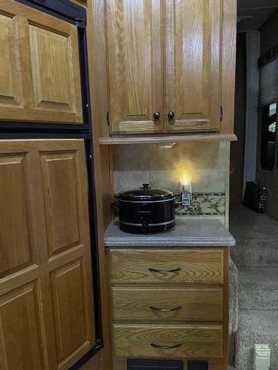 Used 2008 Heartland Bighorn 3370RL