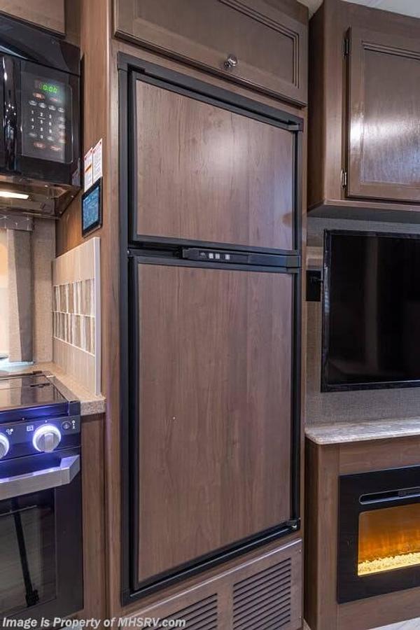 Used 2020 Thor Motor Coach Windsport 32T