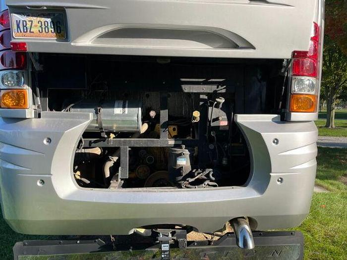 Used 2007 Fleetwood Revolution LE 40E