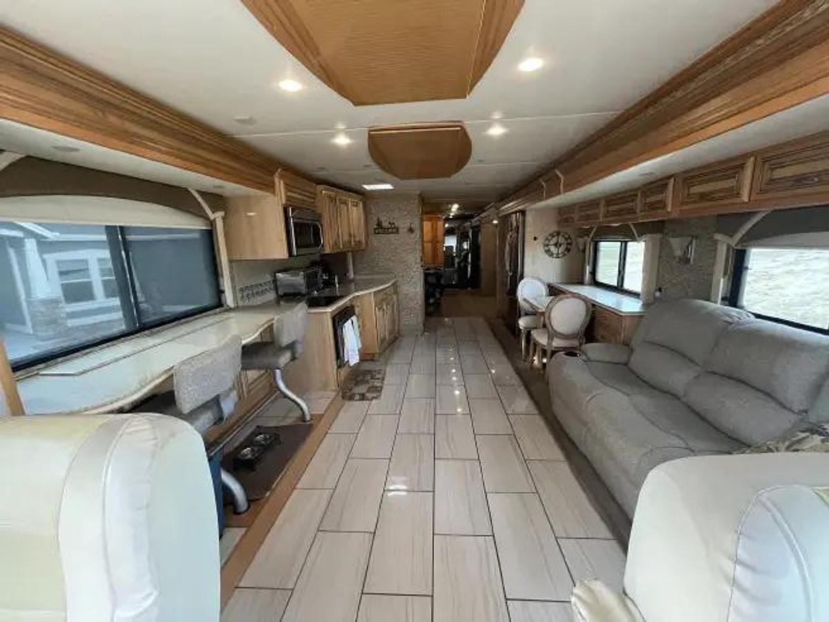 Used 2014 Newmar Ventana 4369