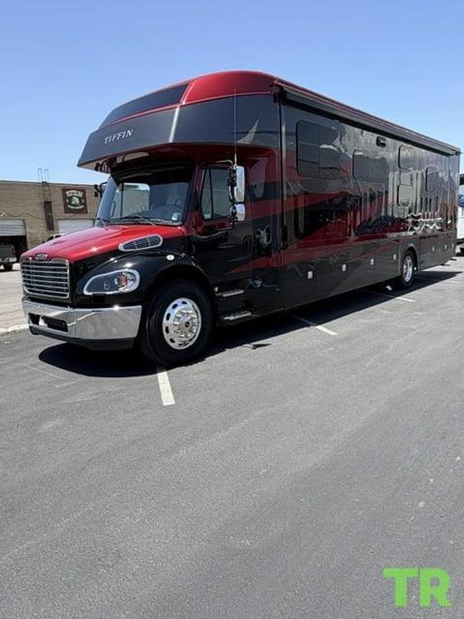 Used 2023 Tiffin Allegro Bay 38CB Super C