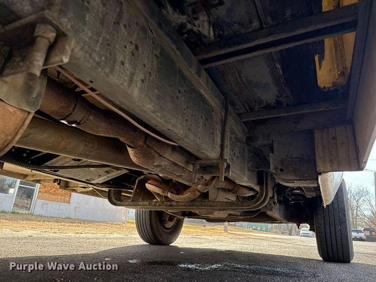 Used 2012 Ford E350 Super Duty Box Truck