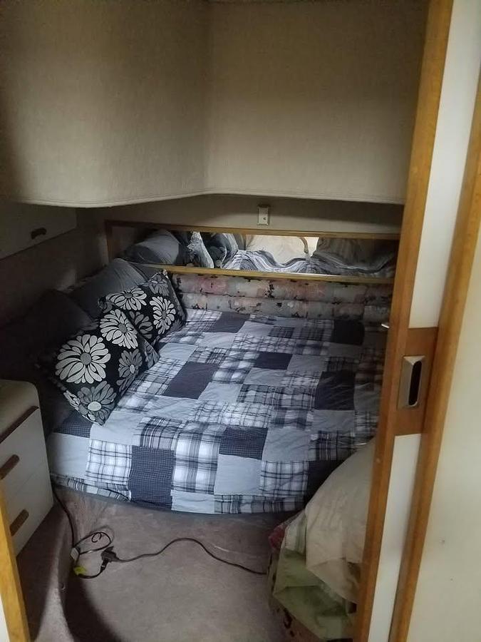 Used 1990 Sea Ray 420