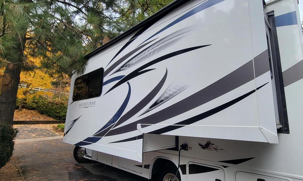 Used 2020 JAYCO MELBOURNE 24L Class C Motorhome