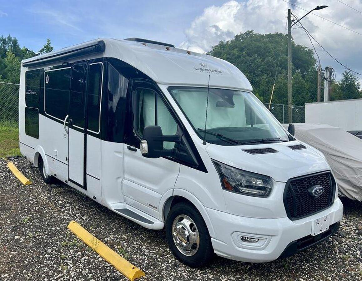 Used 2025 Leisure Travel Vans Wonder W24RL Rear Lounge
