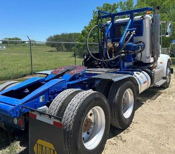 Used 2012 Peterbilt 365