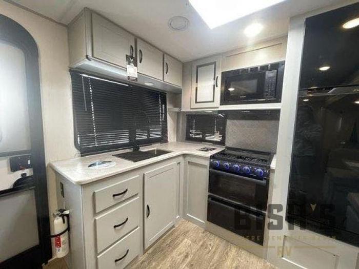 Used 2022 Forest River Vibe 25RK