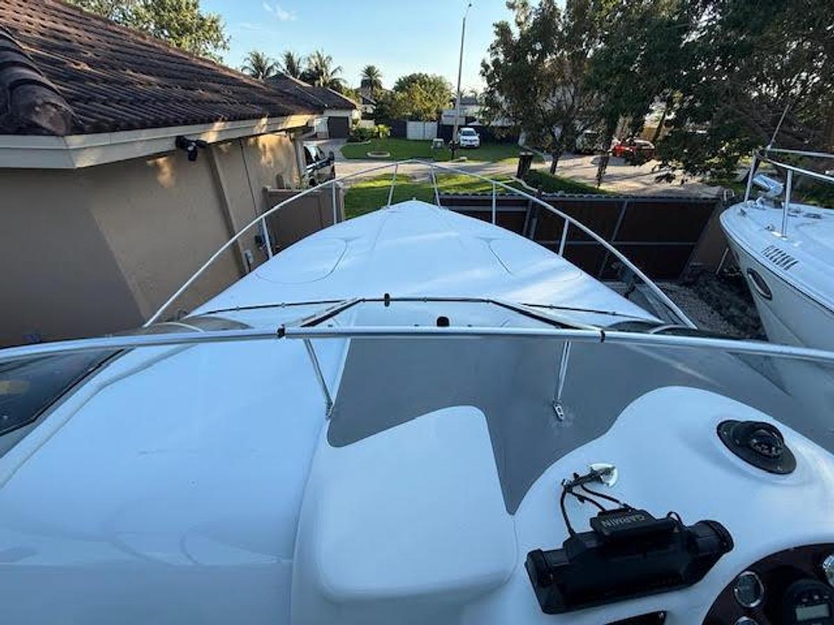 Used 1997 Chris Craft 26 Crowne