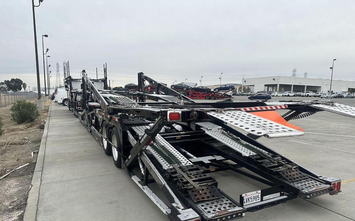 Used 2015 Peterbilt 389