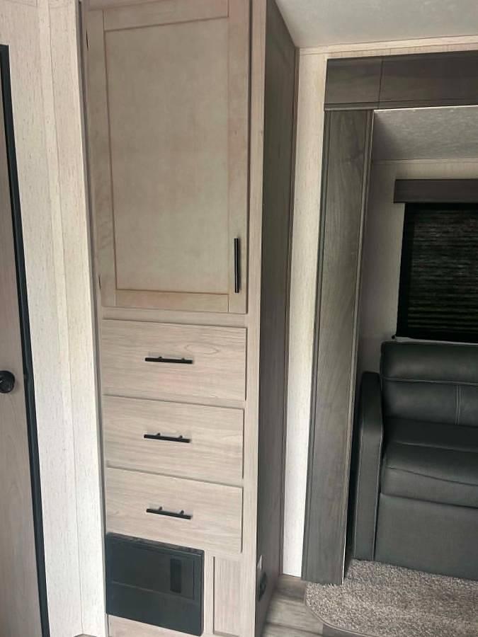 Used 2022 Coleman Lantern 285BHWE Travel Trailer