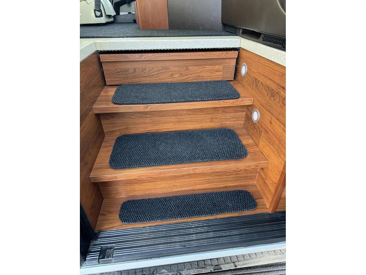 Used 2015 Winnebago Itasca Ellipse 42HD