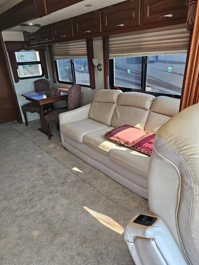 Used 2007 Newmar Kountry Star 3910