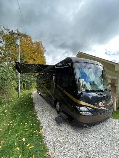 Used 2017 Coachmen Cross Country RD 404RB