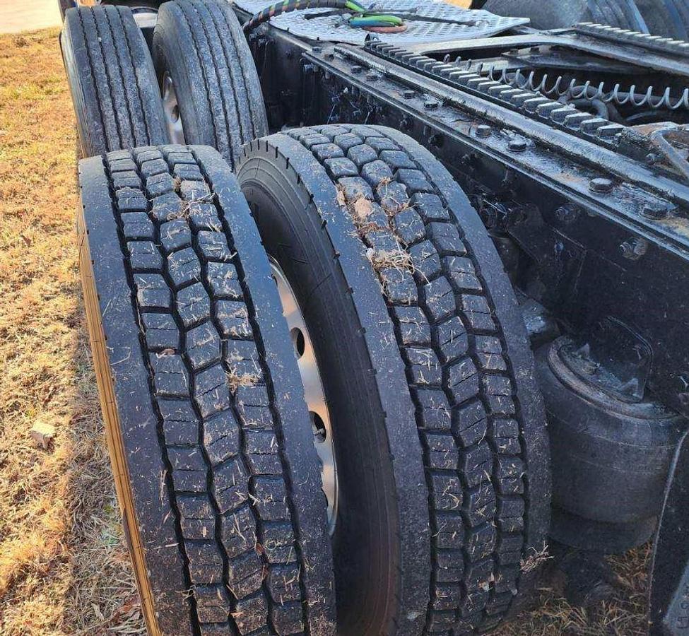 Used 2010 Kenworth T800