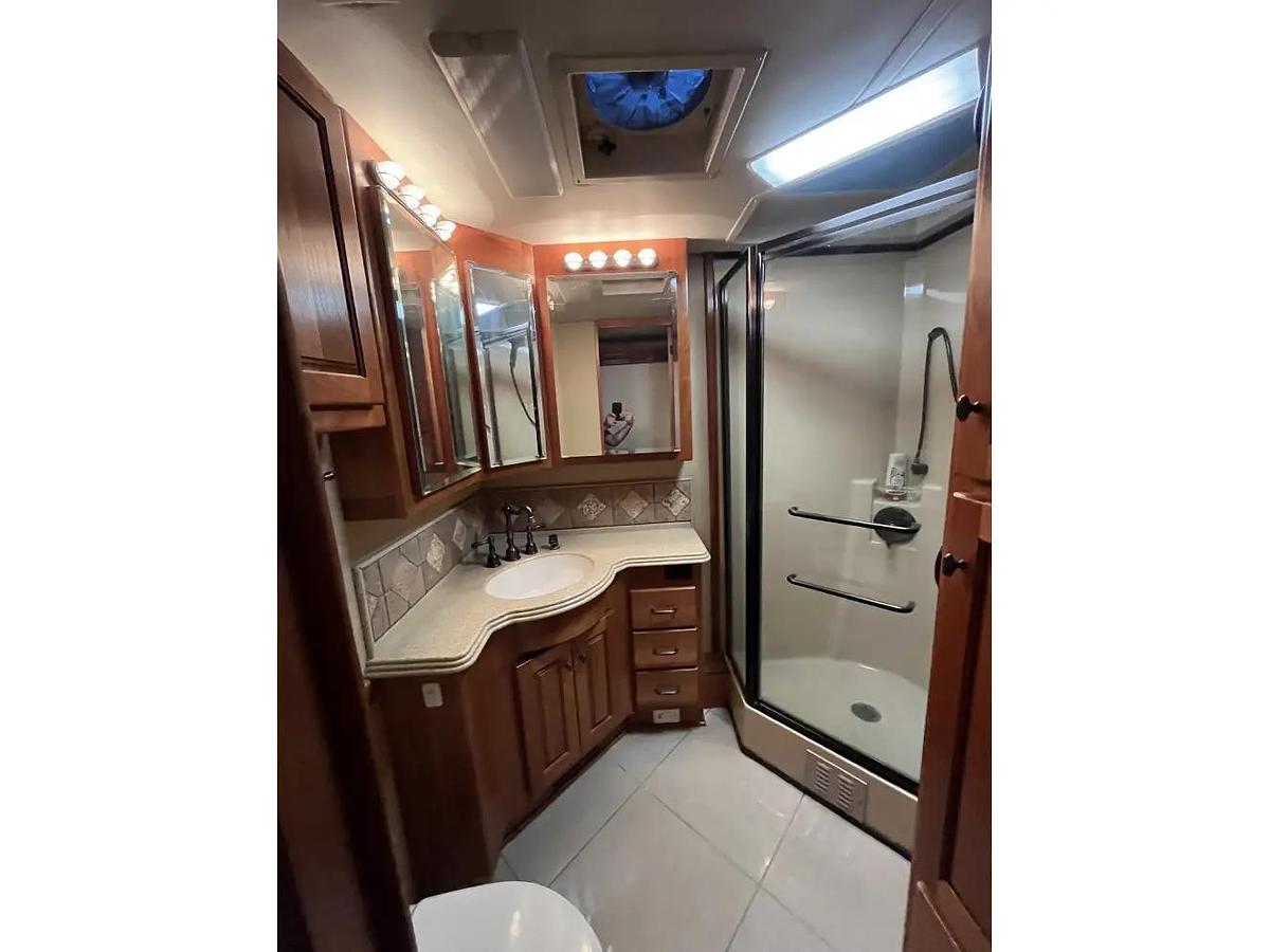 Used 2008 Monaco Dynasty Squire IV