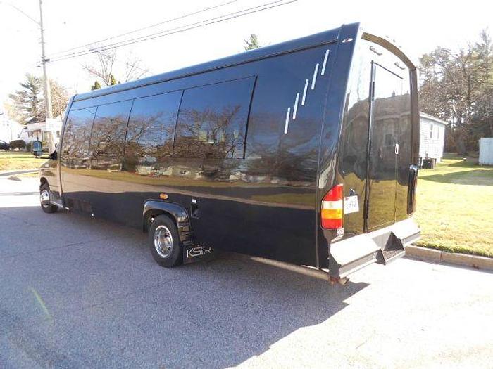 Used 2015 Ford Ecoline E450 Commercial Cutaway Limo Bus