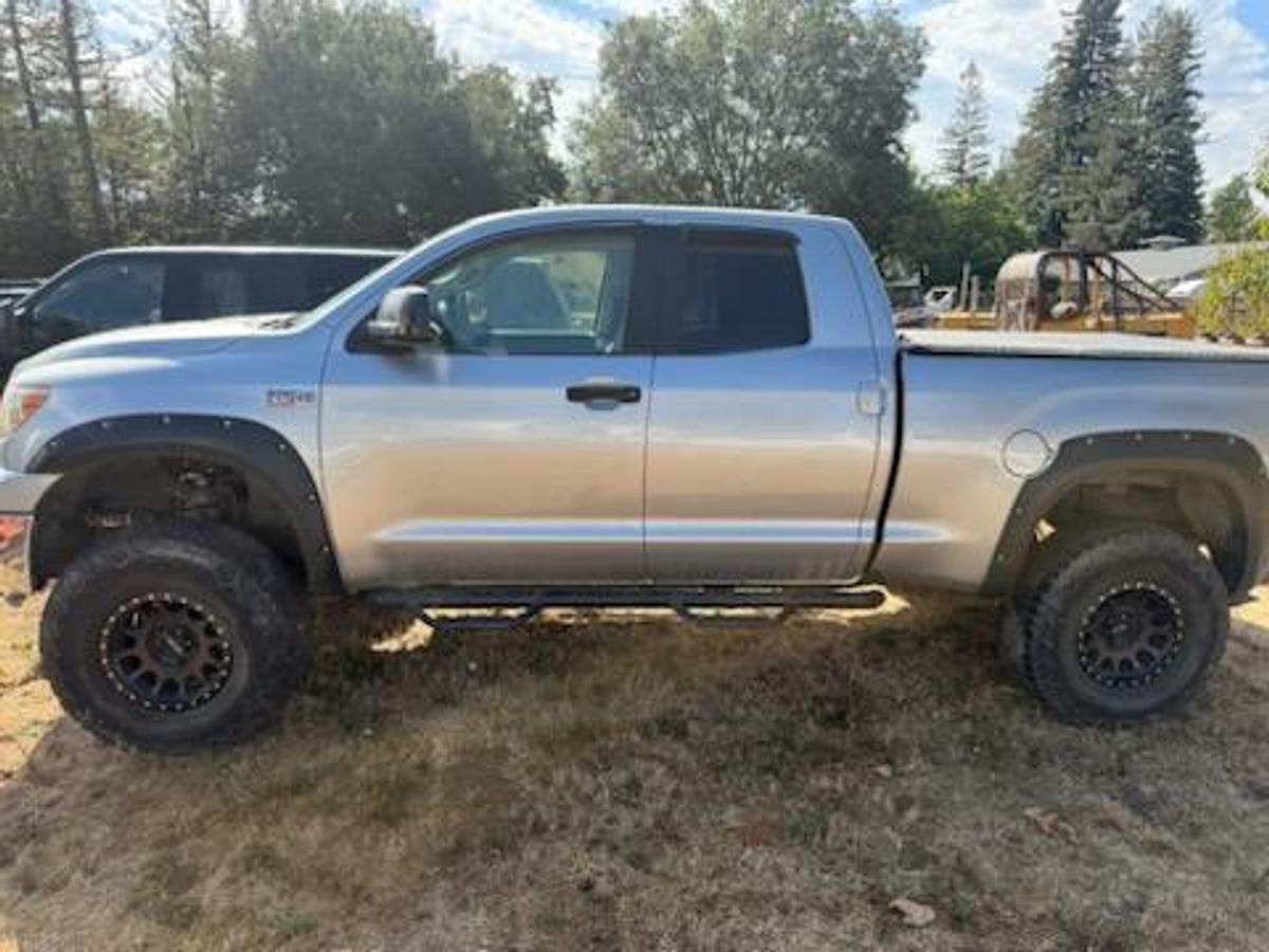Used 2010 Toyota Tundra Double Cab 4WD