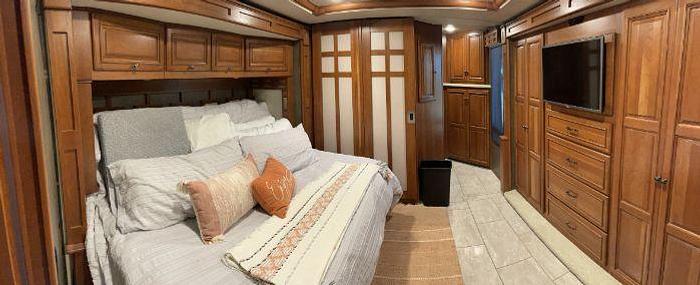 Used 2015 Winnebago Tour 42HD