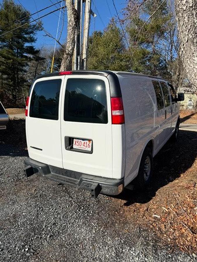 Used 2019 Chevrolet 2500HD Express Van - V8 6.0L