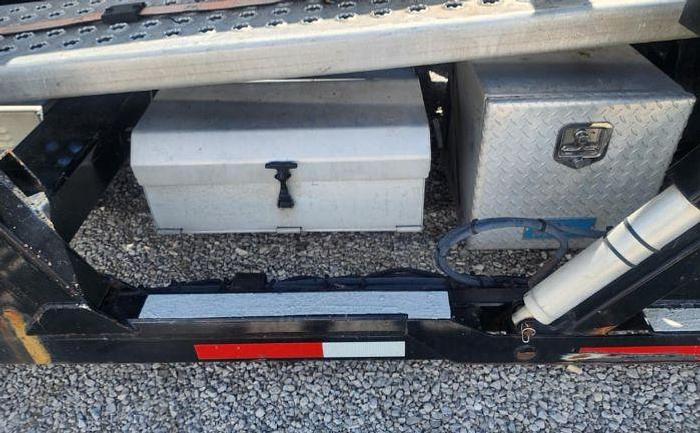 Used 2016 Peterbilt 348