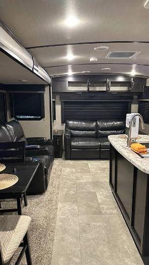 Used 2019 Grand Design Imagine 2970RL