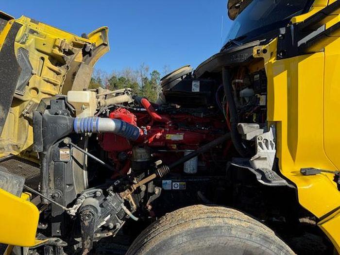 Used 2018 KENWORTH T880