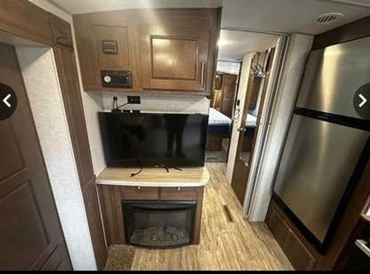 Used 2023 Northwood Arctic Fox North Fork 25Y