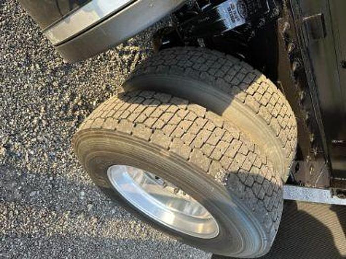 Used 2022 Peterbilt 579