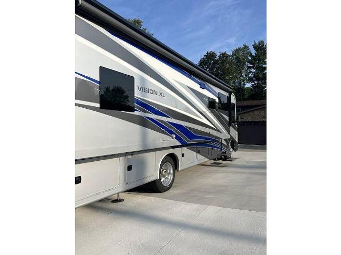 Used 2024 Entegra Coach Vision Xl 34G