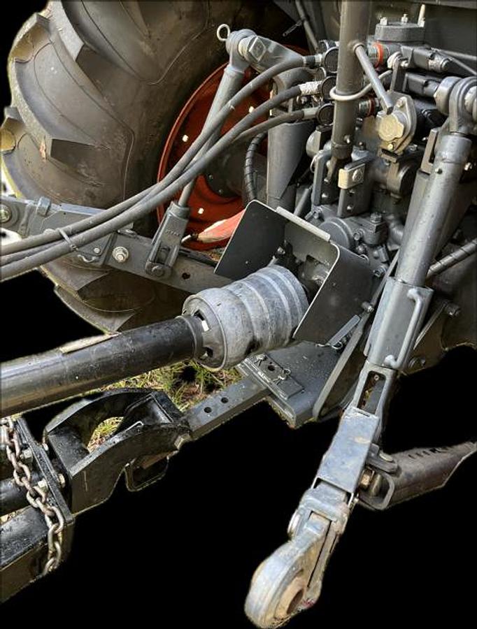 Used 2016 KUBOTA M5-111