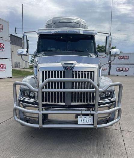 Used 2022 WESTERN STAR 5700XE