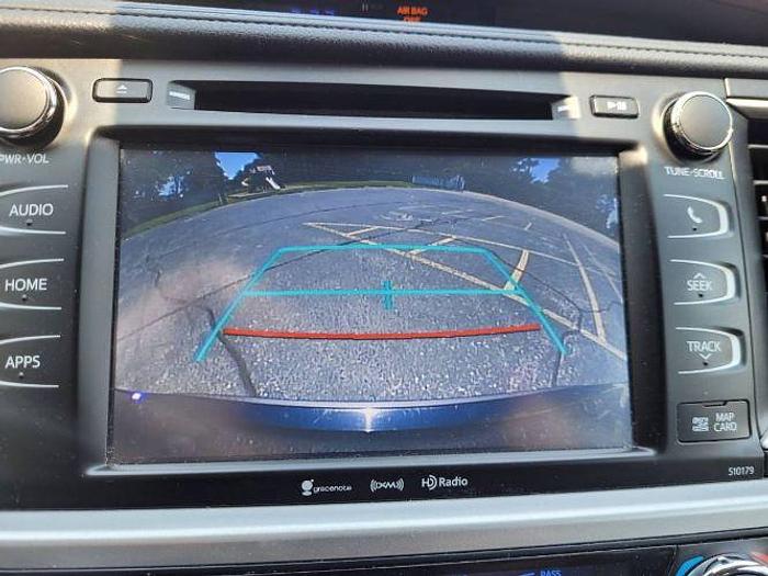 Used 2017 Toyota Highlander XLE AWD