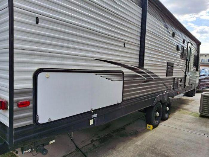 Used 2021 Heartland Pioneer PI BH 305