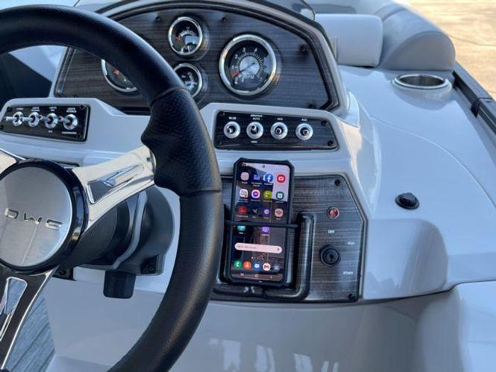 Used 2023 Lowe SS230DH CL