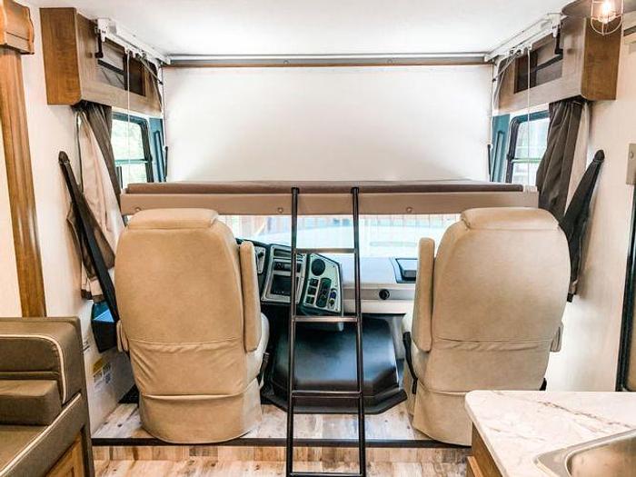 Used 2020 Coachmen Pursuit 31TS