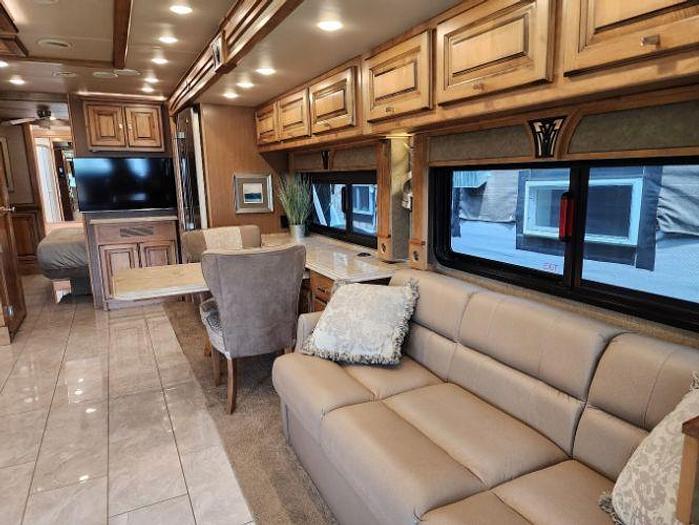 Used 2017 Tiffin Phaeton 40QBH