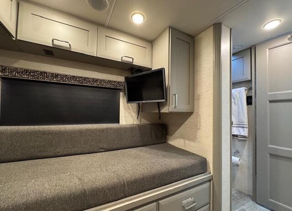 Used 2022 Tiffin Wayfarer 25TW Class C Motorhome