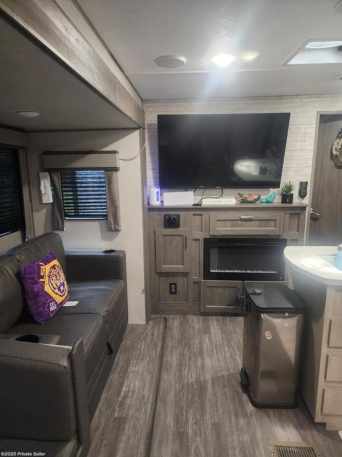 Used 2024 Forest River Aurora 34BHTS Travel Trailer