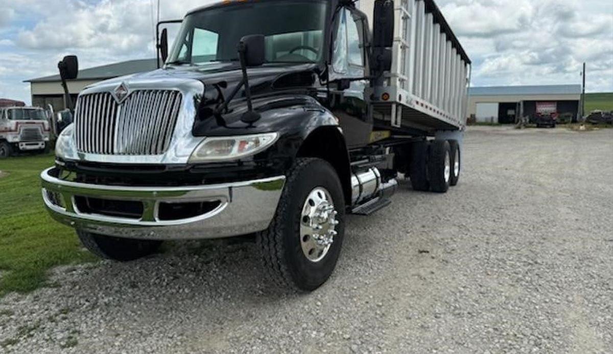Used 2010 International Durastar 4400