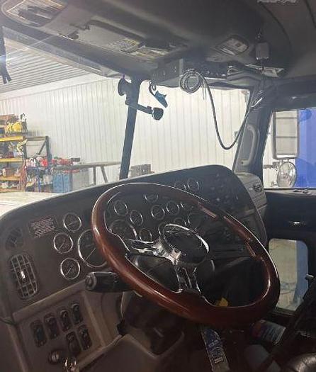 Used 2018 Peterbilt 389 Dump Truck