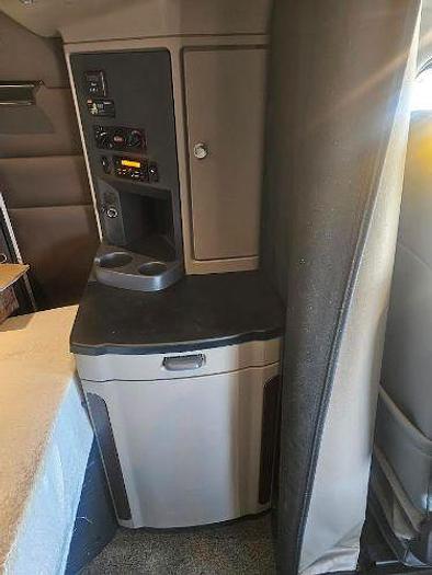 Used 2023 Peterbilt 567